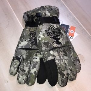 NWT waterproof gloves